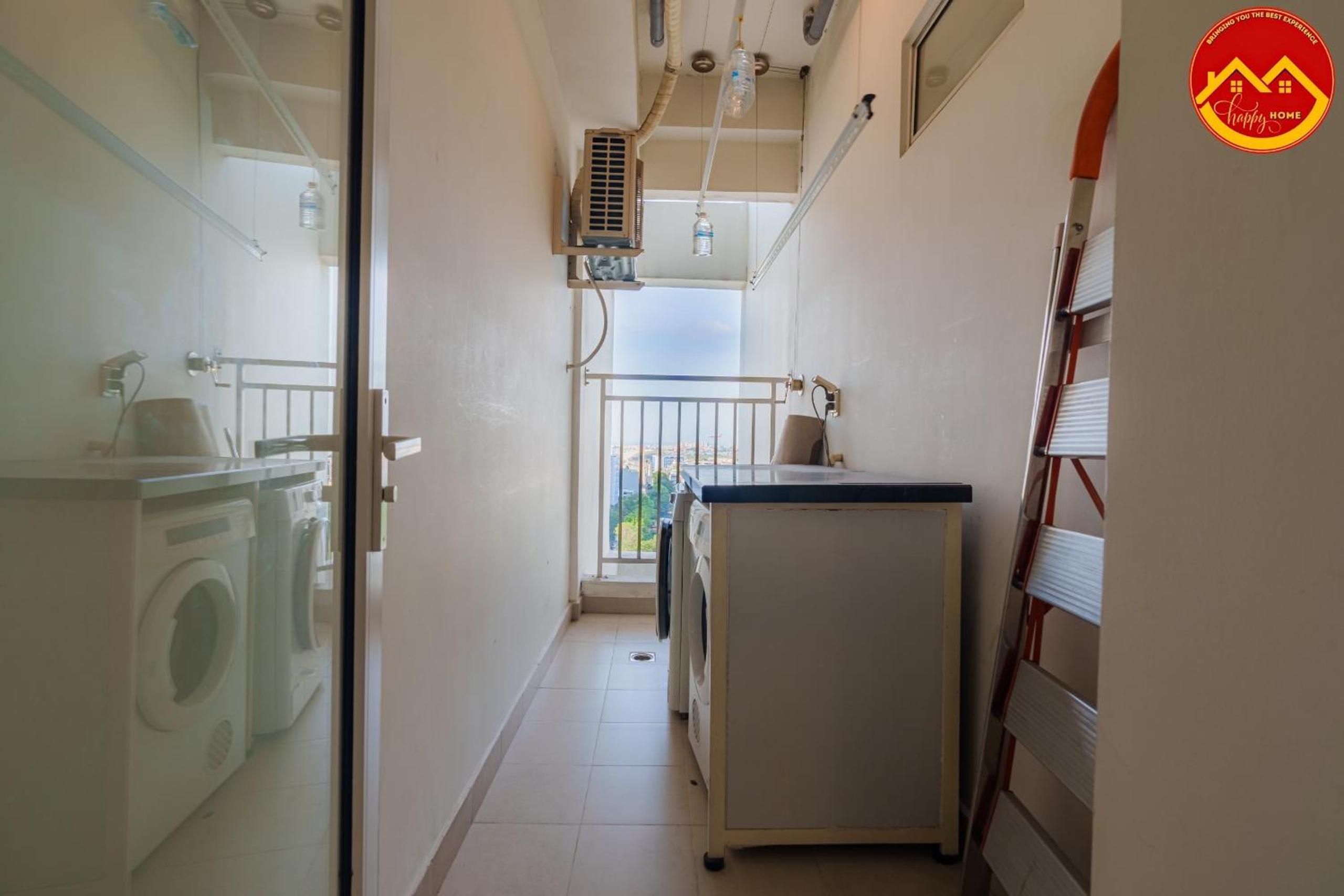 The Botanica - Apartment near Airport - Very Nice