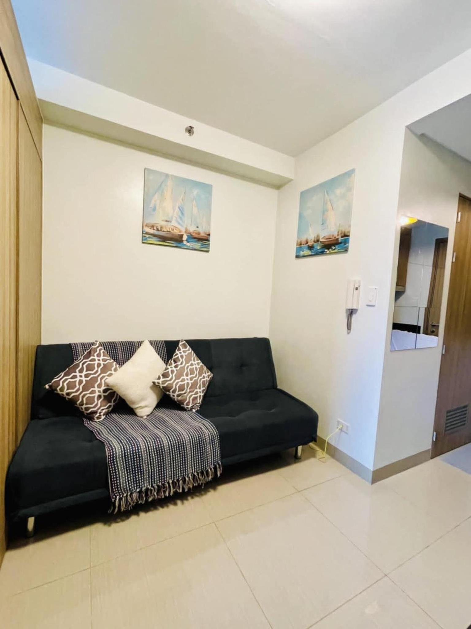 Shore 2 Residences, Tower 2 view 4