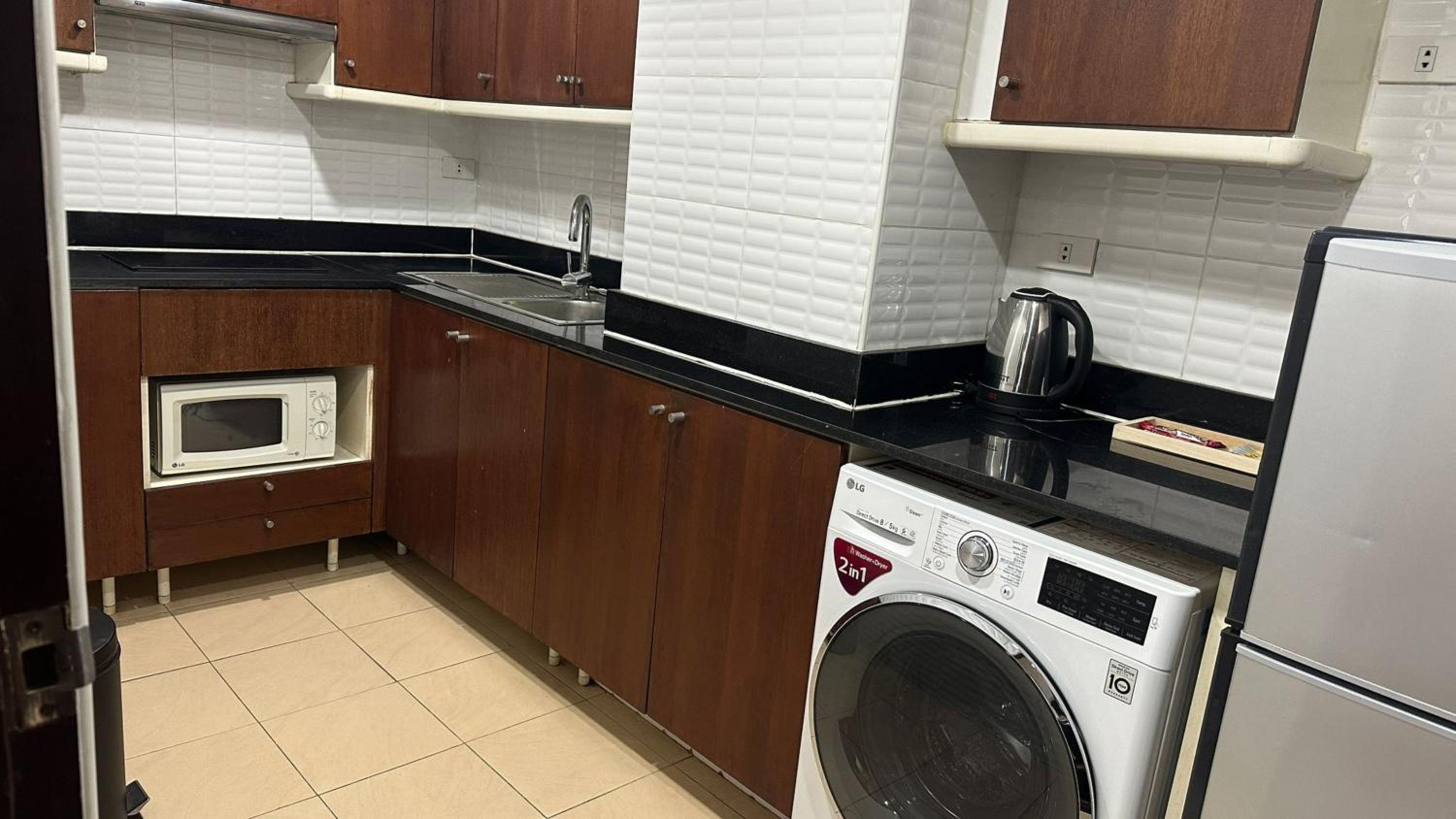 Affordable Serviced Apartment Nana - Omni Tower Sukhumvit location