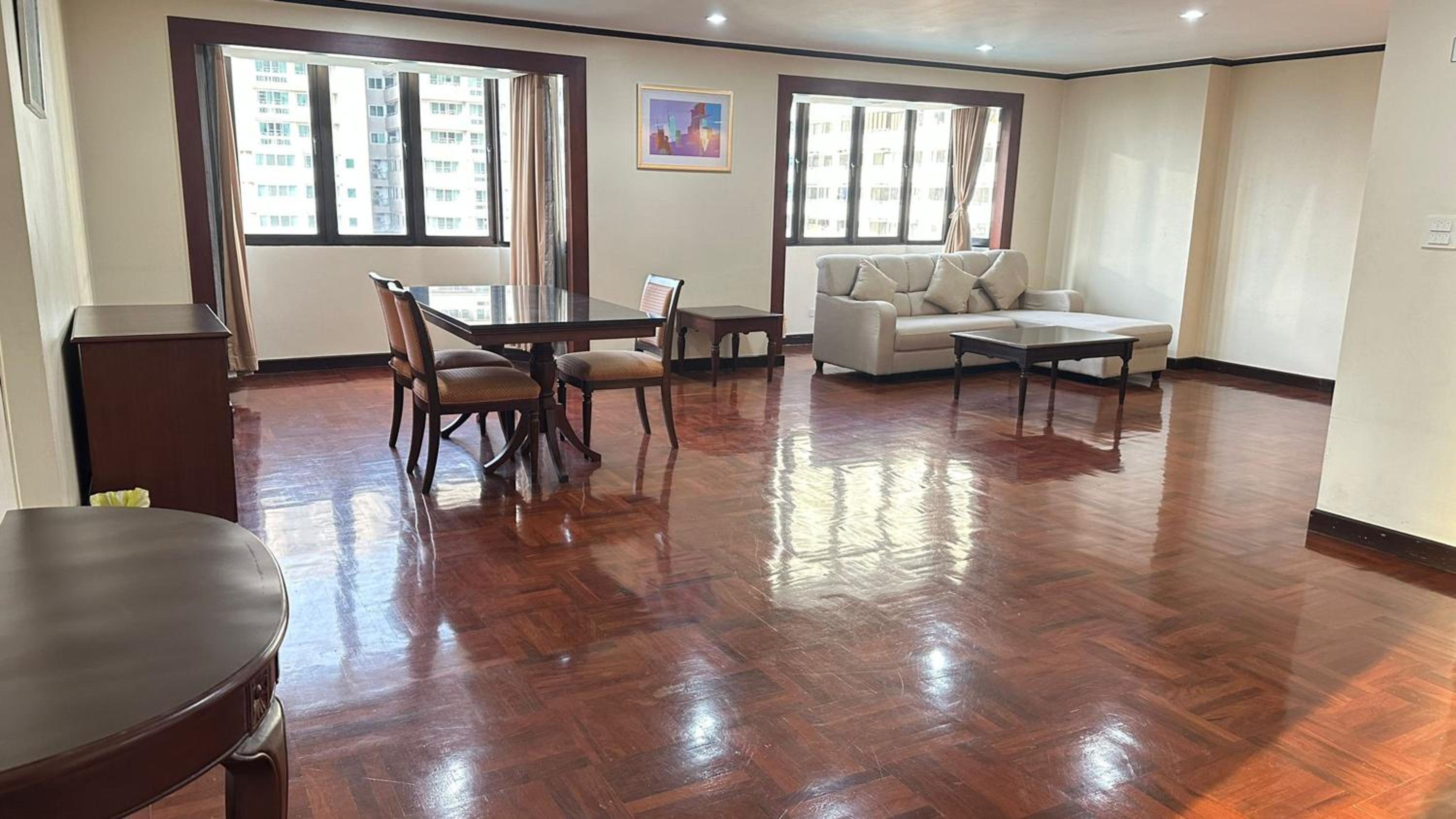 Affordable Serviced Apartment Nana - Omni Tower Sukhumvit location