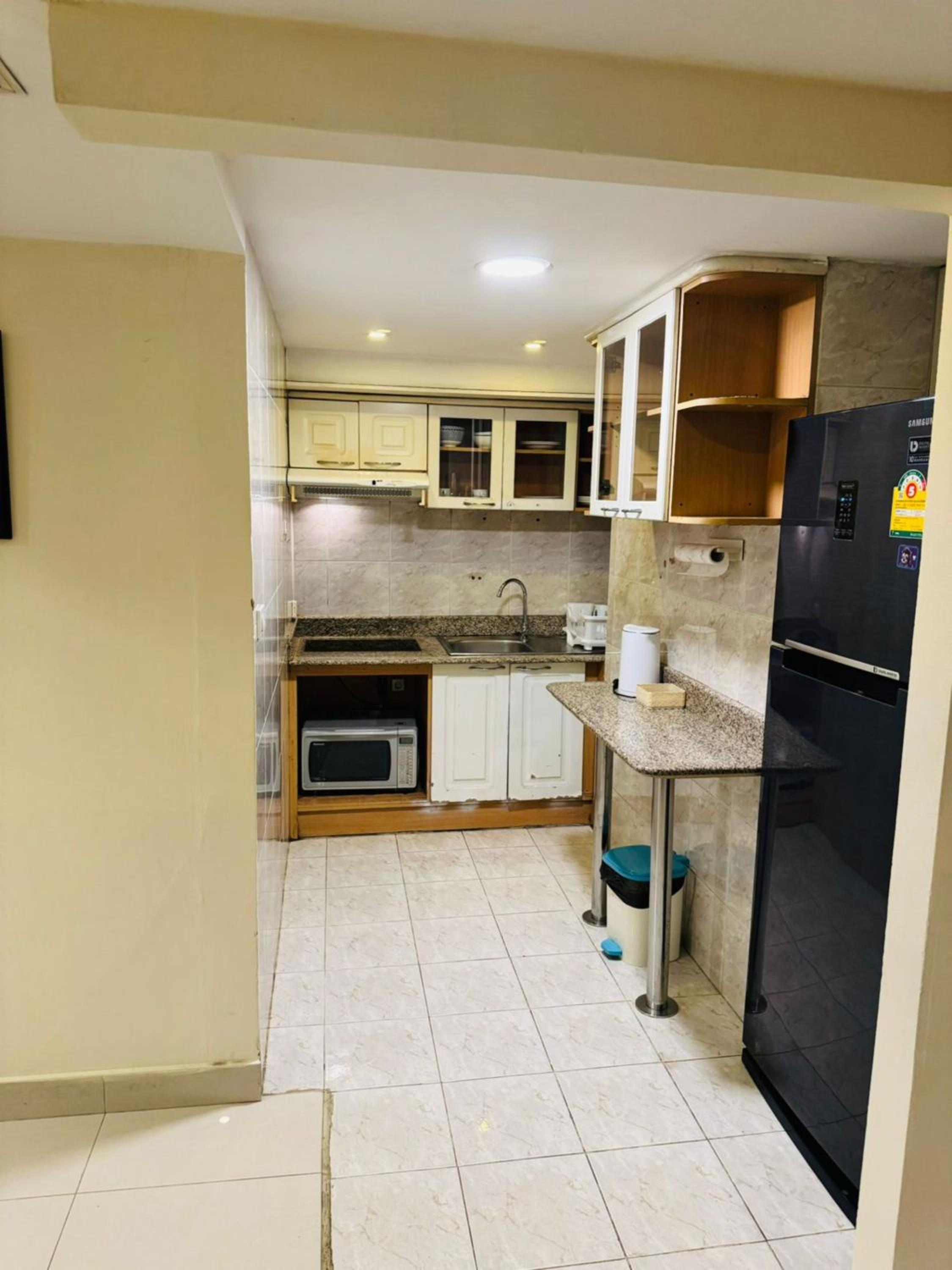 Affordable Serviced Apartment Nana - Omni Tower Sukhumvit location