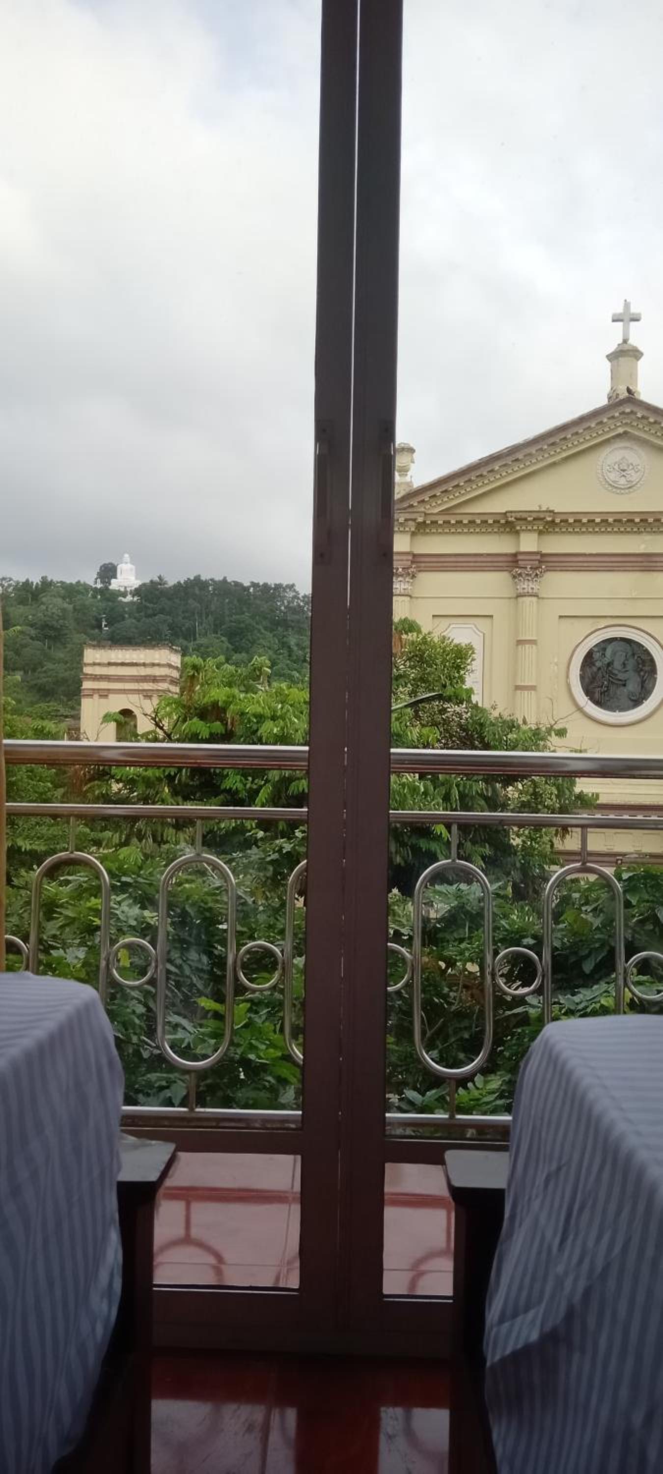 The Kandyan Lodge view 3
