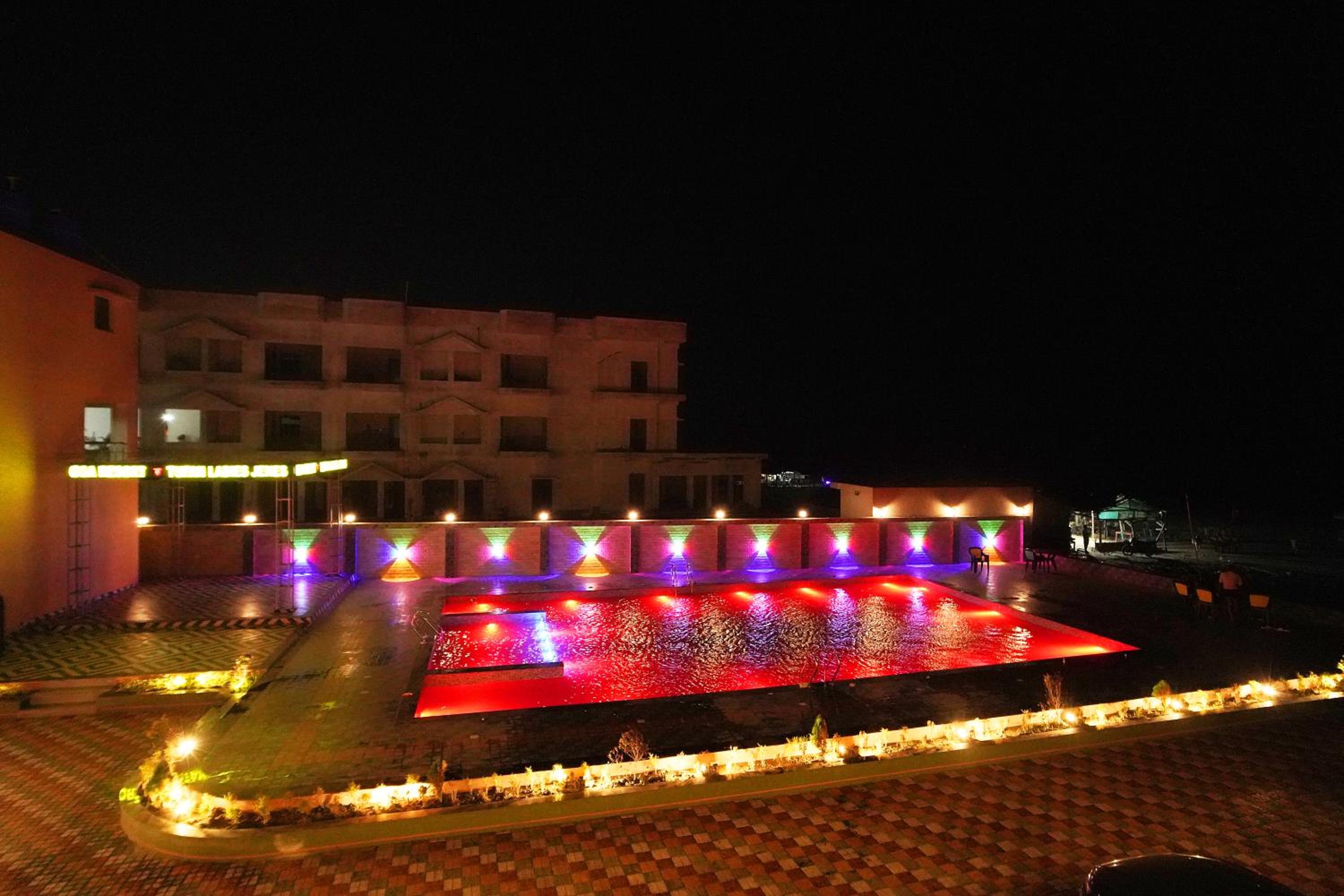 Photo 6