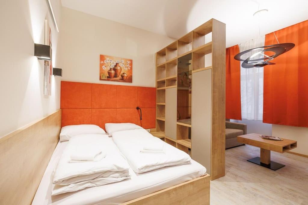 New #viennalove Apartment in Margareten