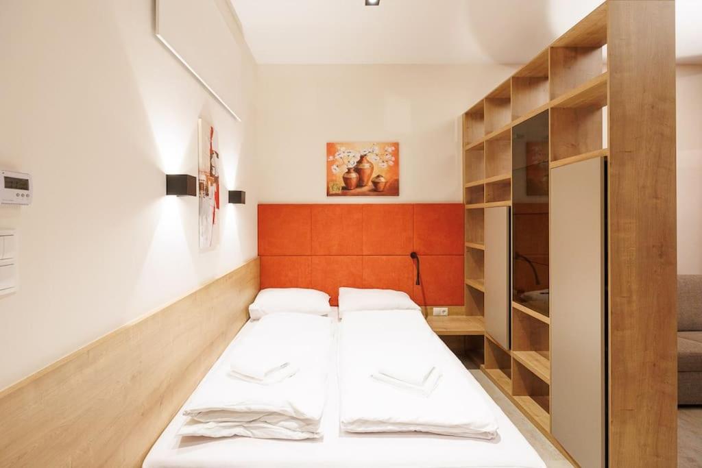 New #viennalove Apartment in Margareten