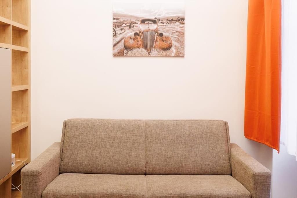 New #viennalove Apartment in Margareten