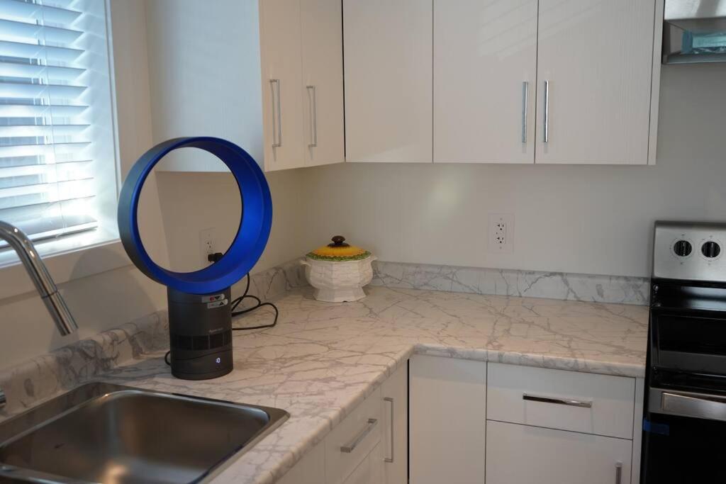 Guest suite in Saanich, BC