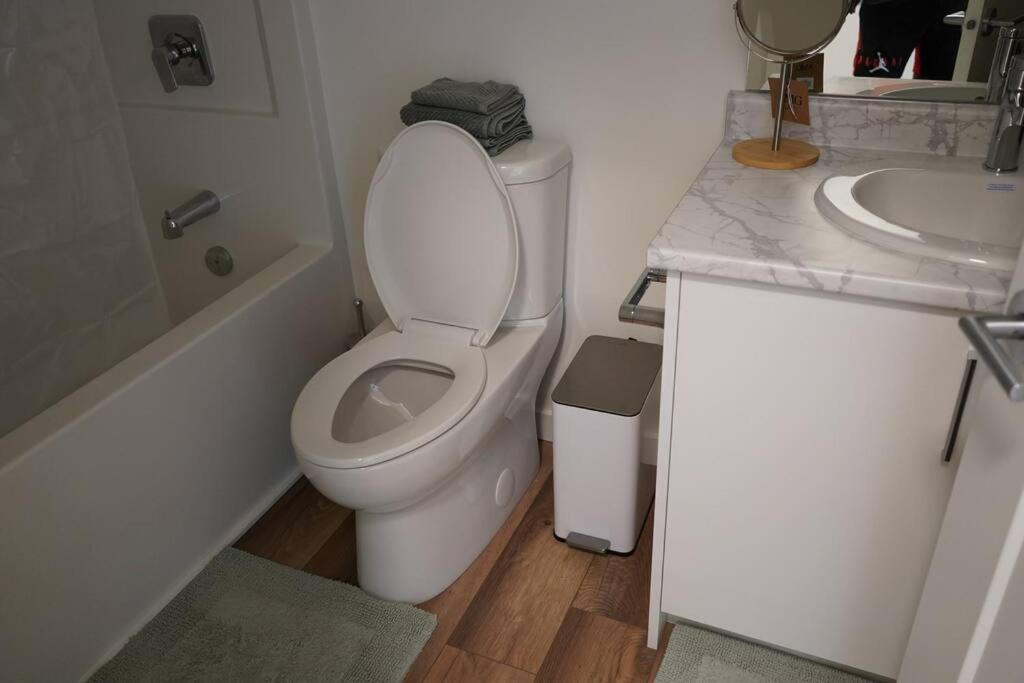 Guest suite in Saanich, BC