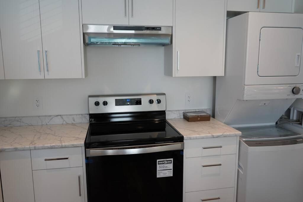 Guest suite in Saanich, BC