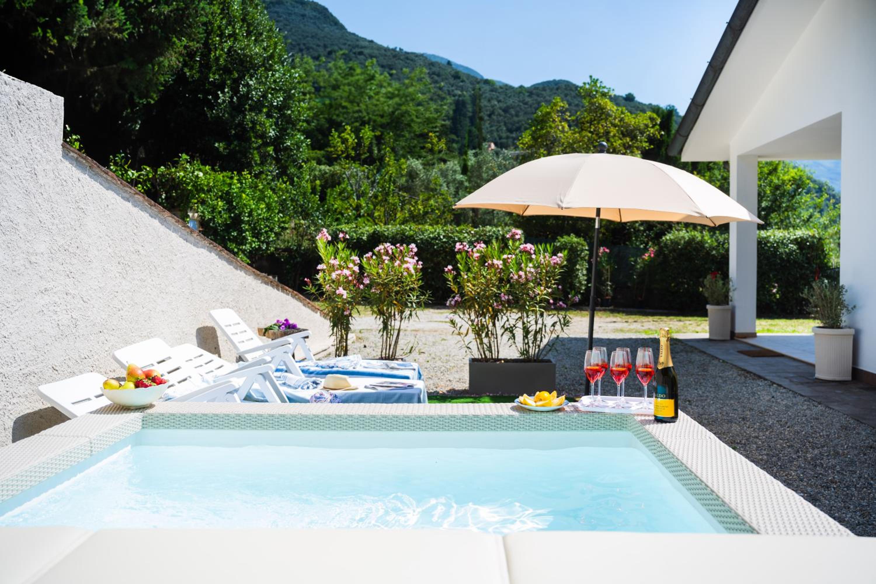 Lovely cosy villa, jacuzzi, nature view 2