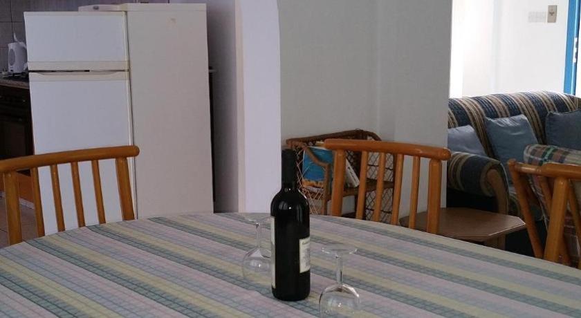 Queen Eyridiki Luxury Villa 1