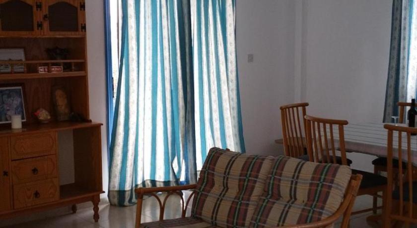 Queen Eyridiki Luxury Villa 1