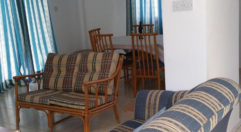 Queen Eyridiki Luxury Villa 1