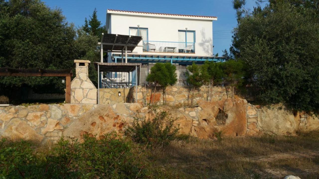 Queen Eyridiki Luxury Villa 1
