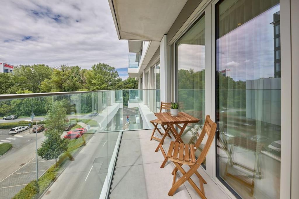 LIGET - 4 guests, Parking view 4