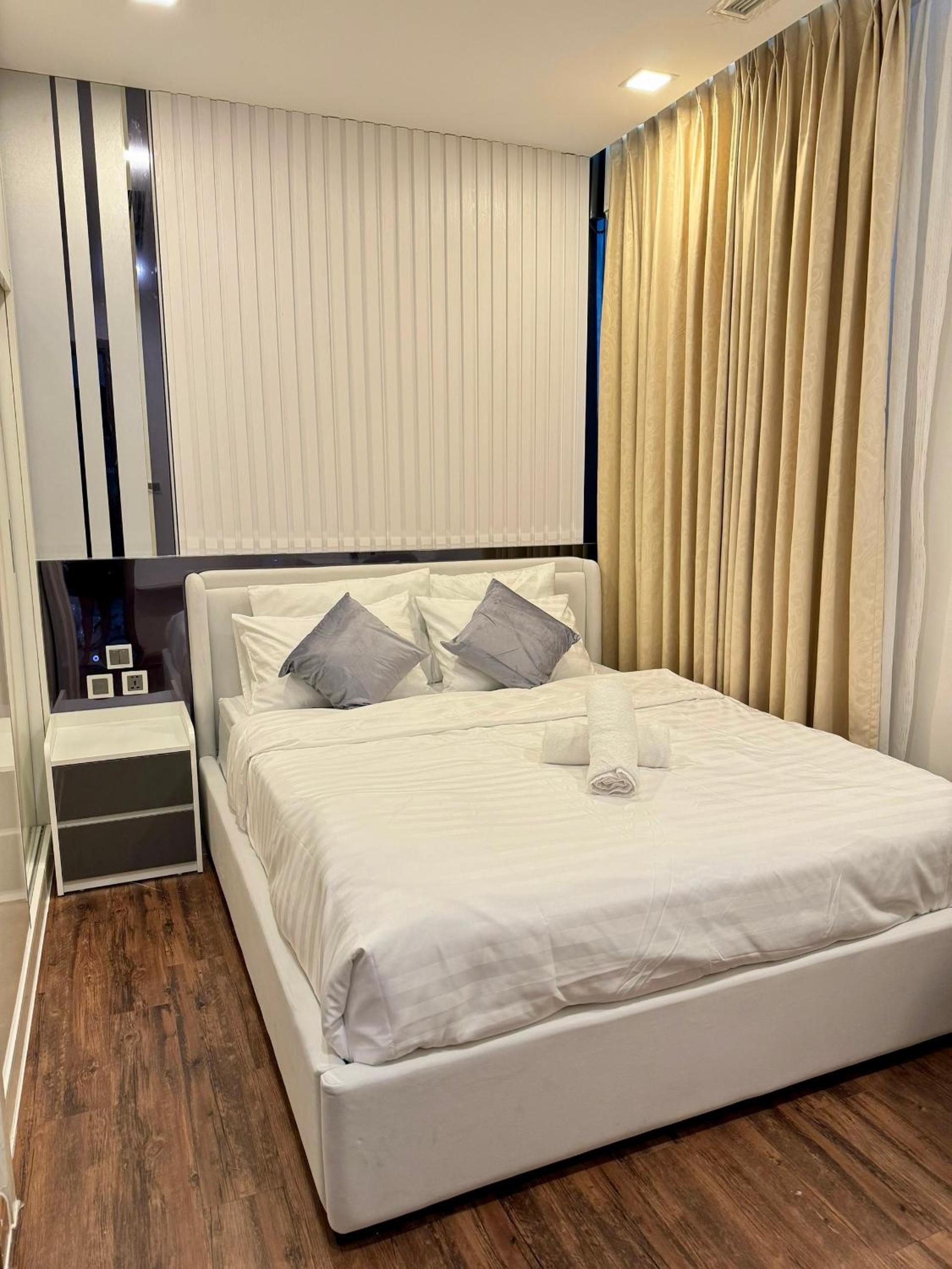 VINHOMES Lux Stay