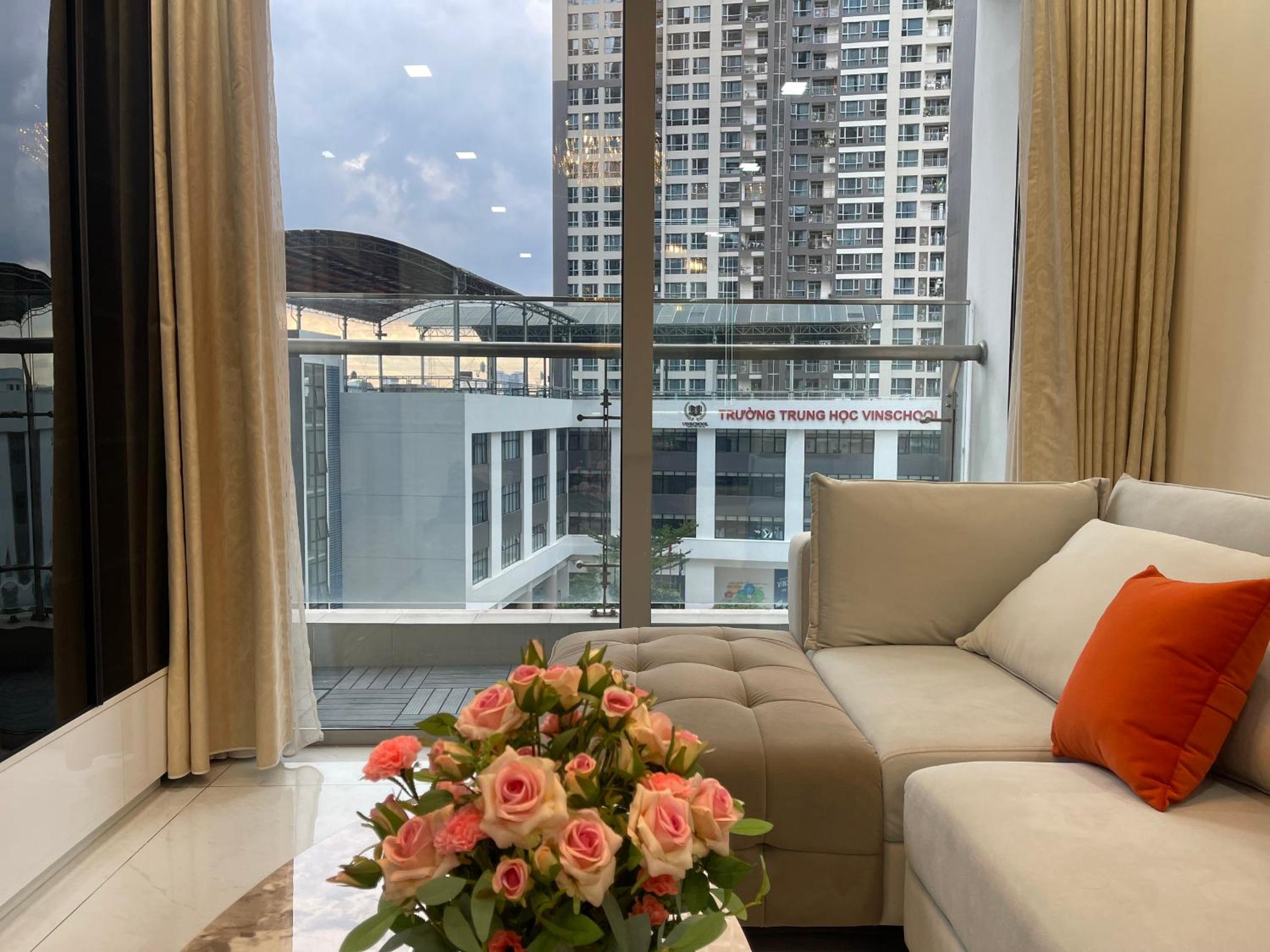 VINHOMES Lux Stay