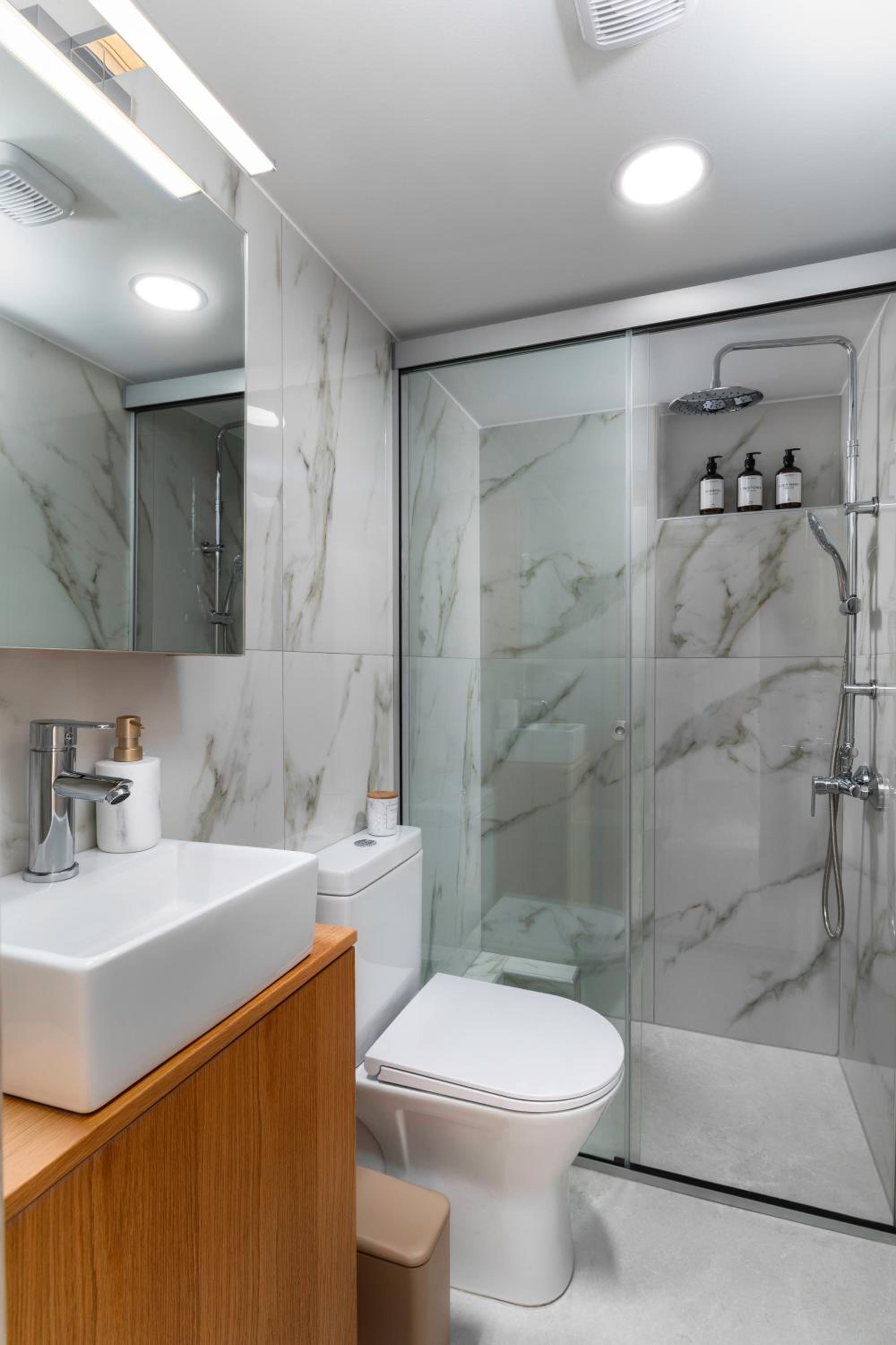 Calliope luxury loft with backyard photo 2