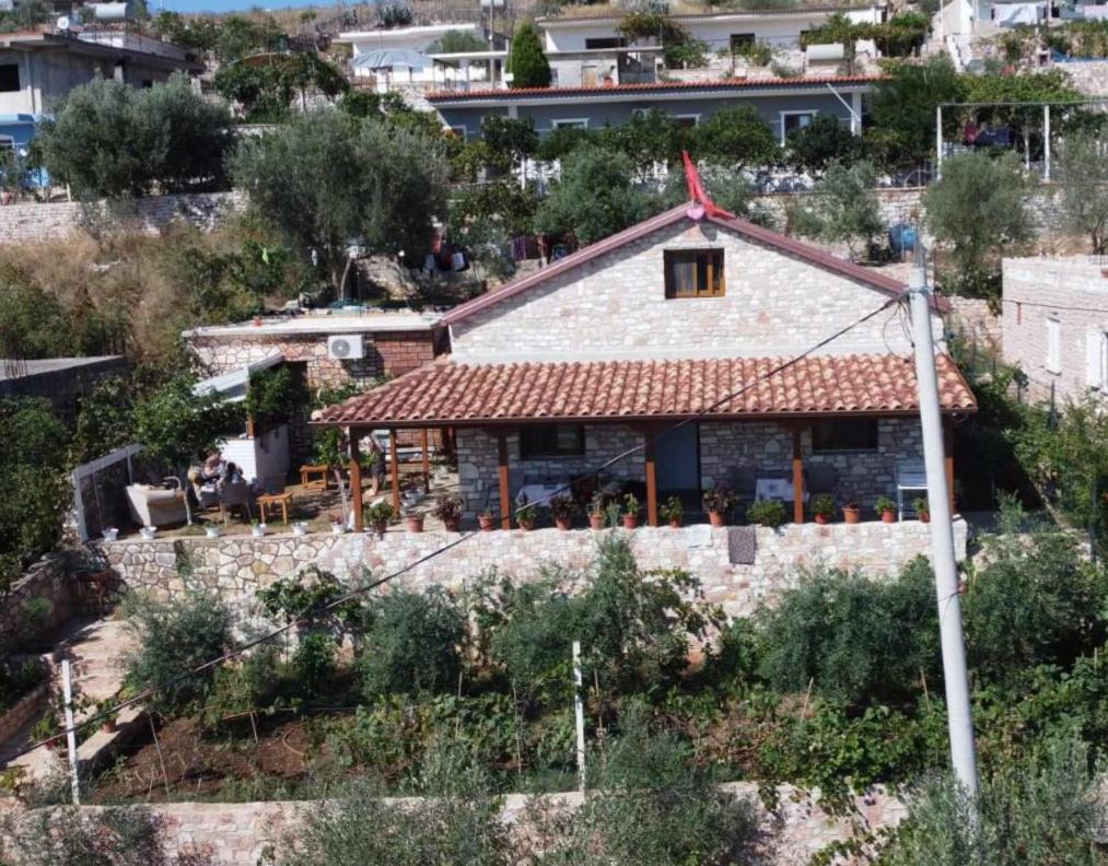 Vokopola Villa