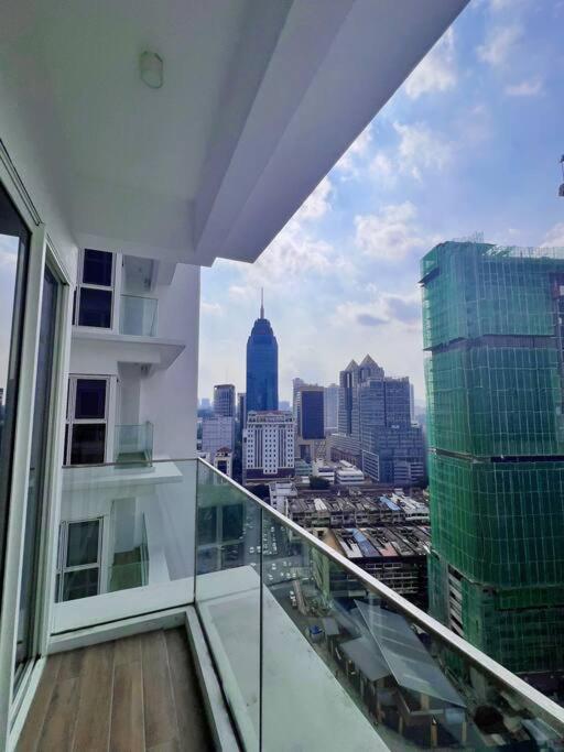 3PX Balcony Quill Residence, Near Quill City Mall, Monorail & LRT