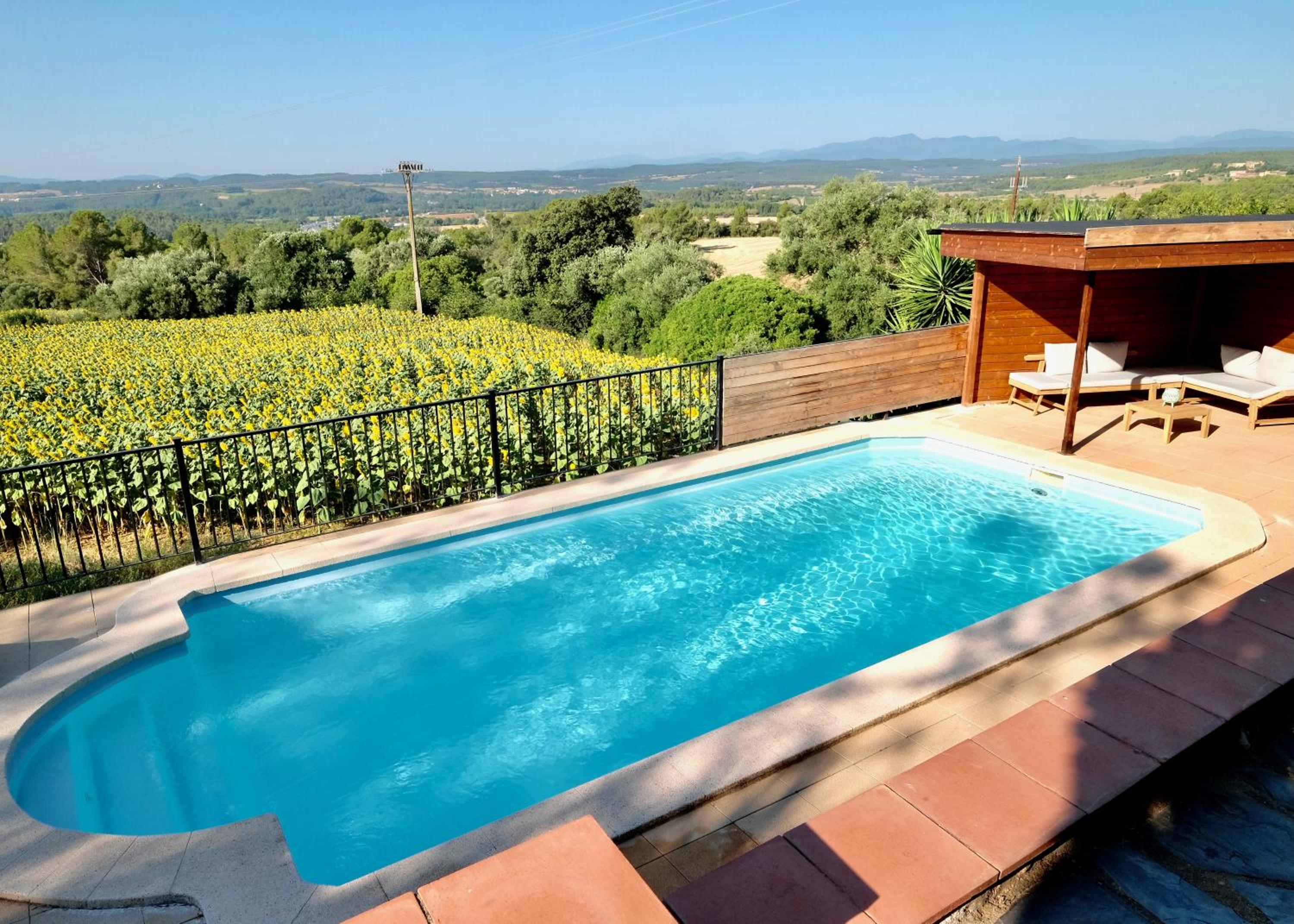 Torre Costa Brava Private pool
