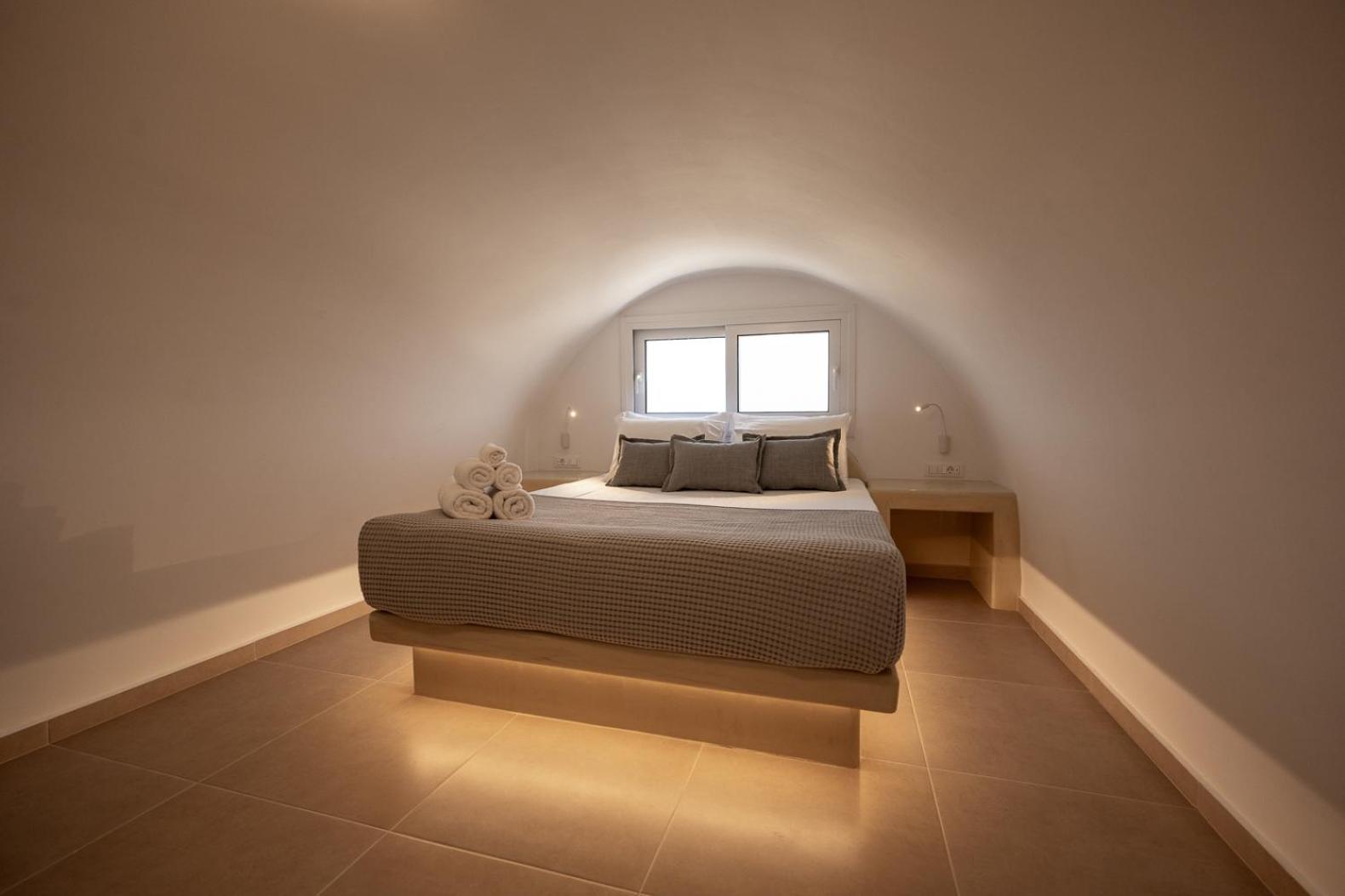 Theophrasti Suites