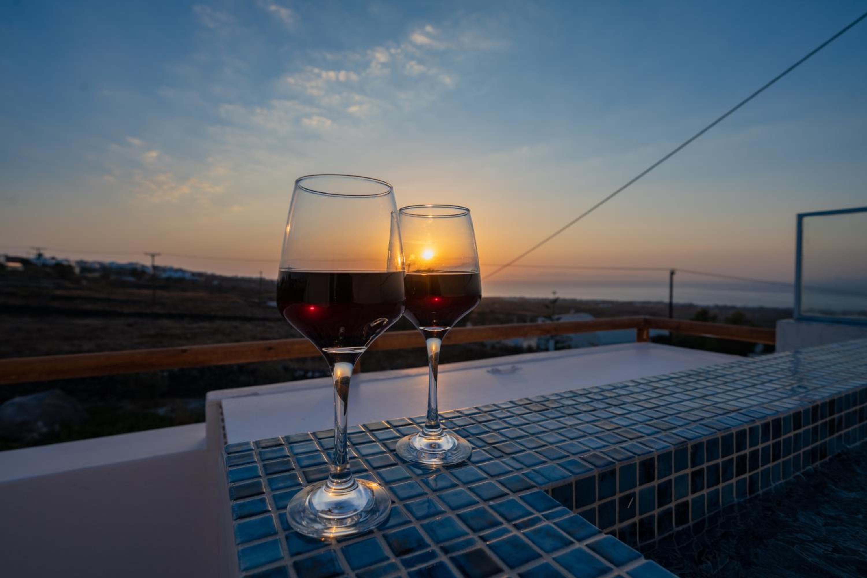 Theophrasti Suites