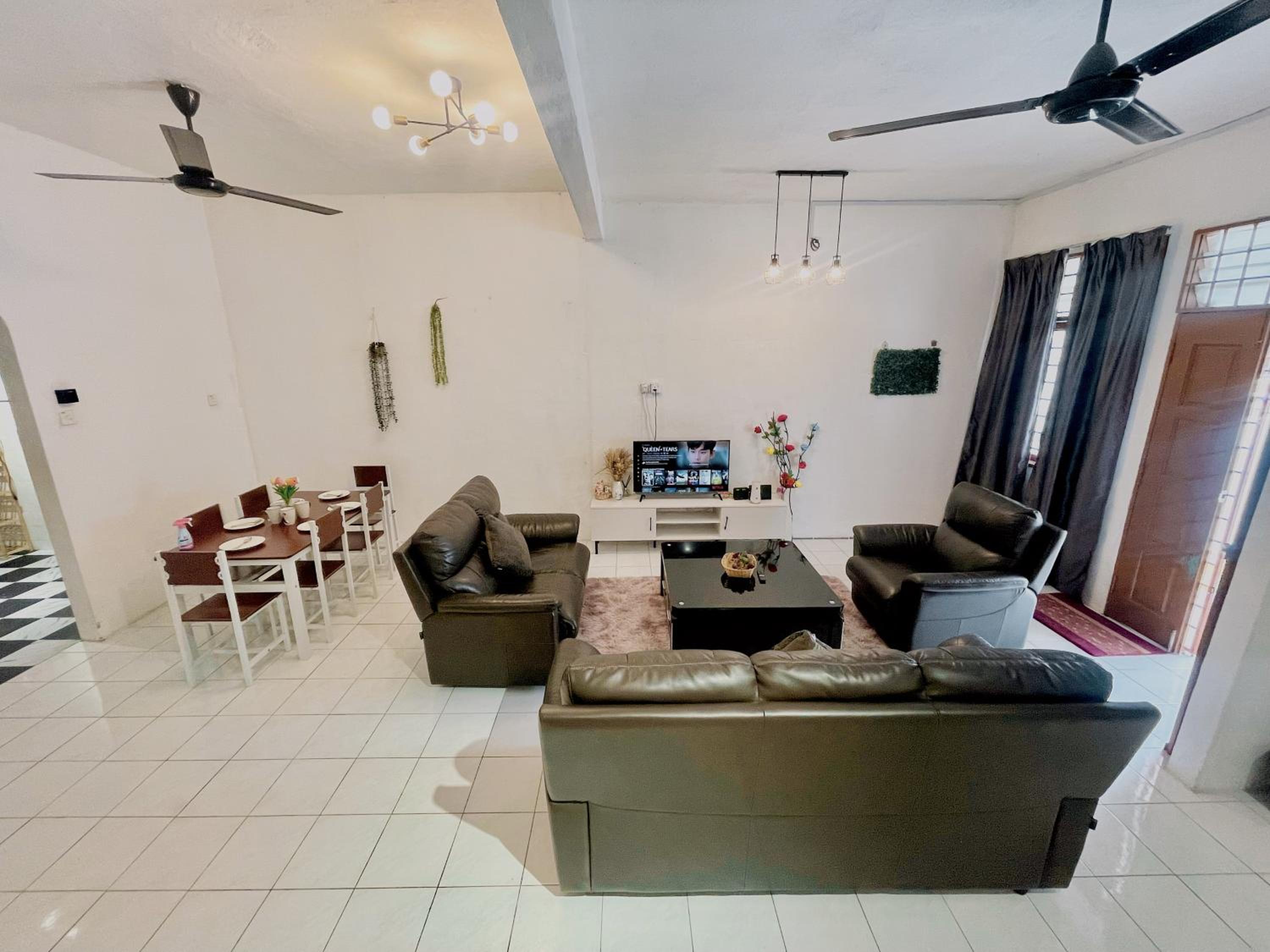 Cozy 10 Entire House 4 Bedroom At Alma Bukit Mertajam photo 5