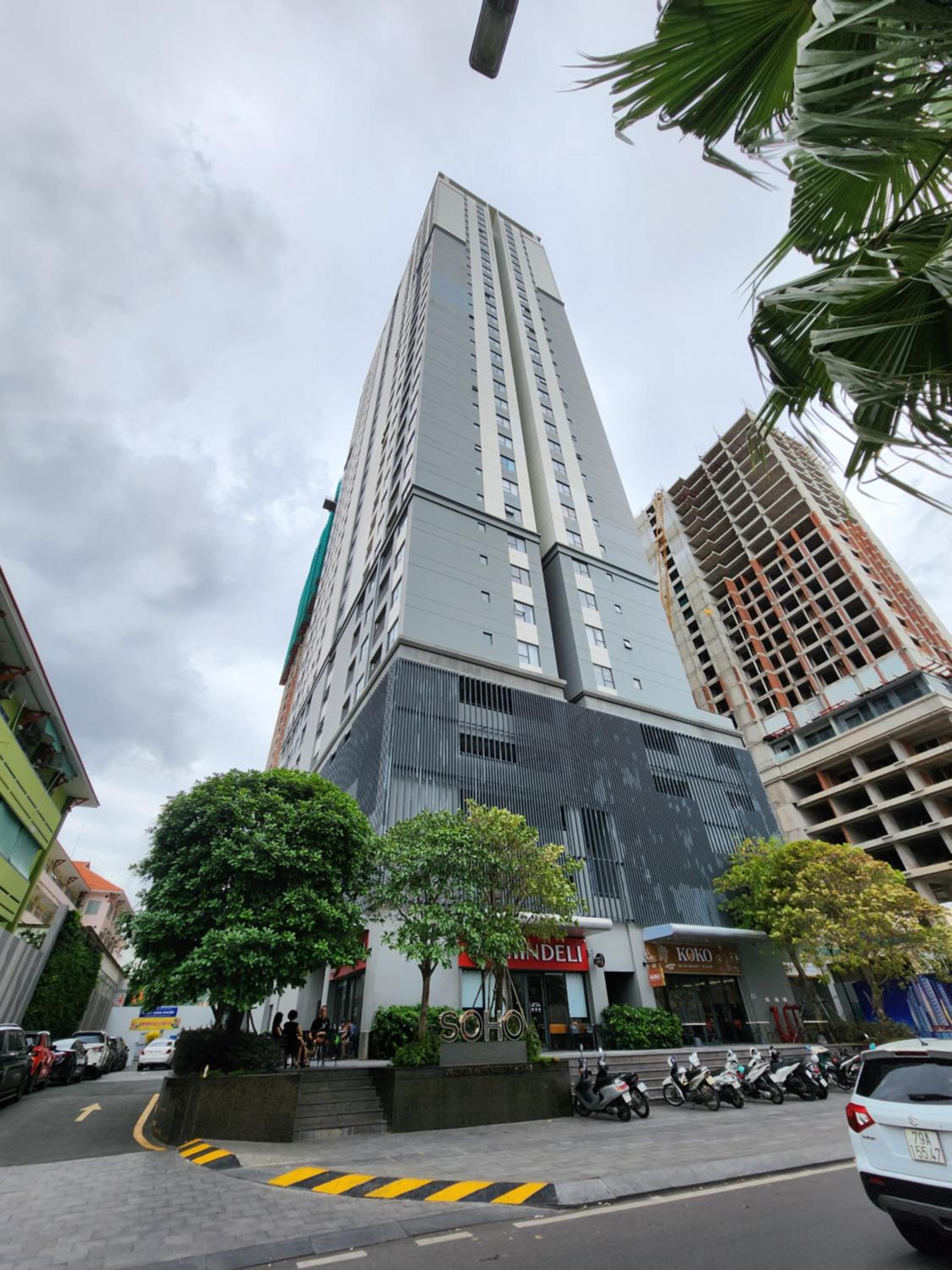 SOHO Suites - Saigon Central, 5-Min-To-Bui Vien Street