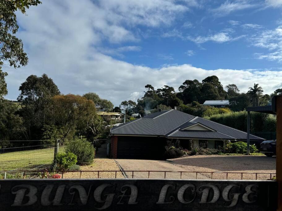 Bunga Lodge