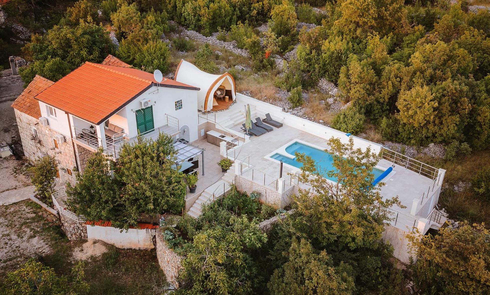 ELYSIUM Villa Slivno view 3
