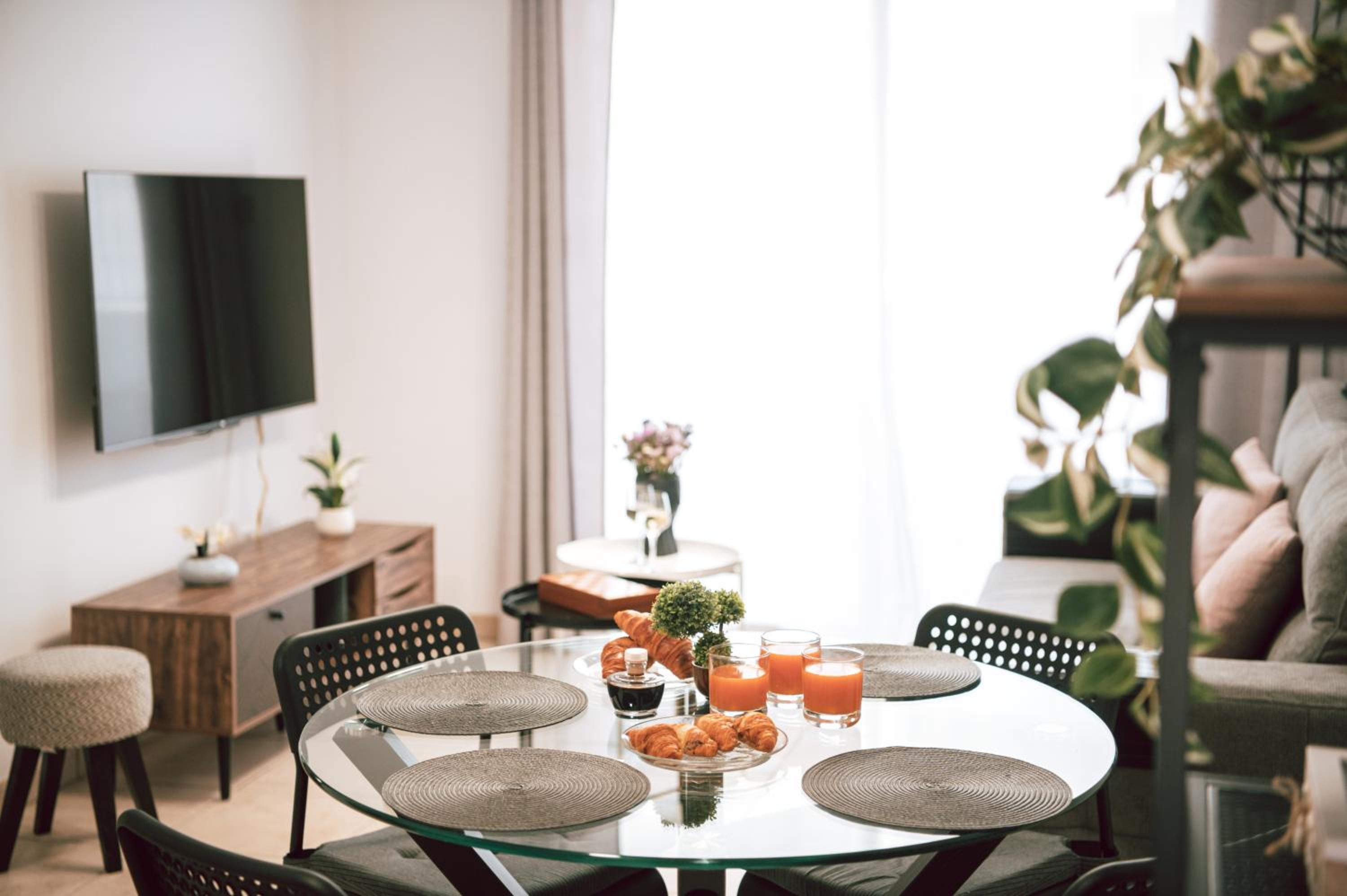 Sunrise Beach Apartments