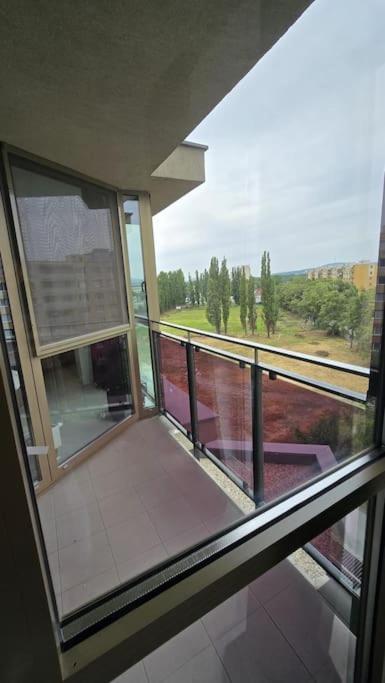 Air conditioned 2 room Apartment Vienna Gate, 4 view 4