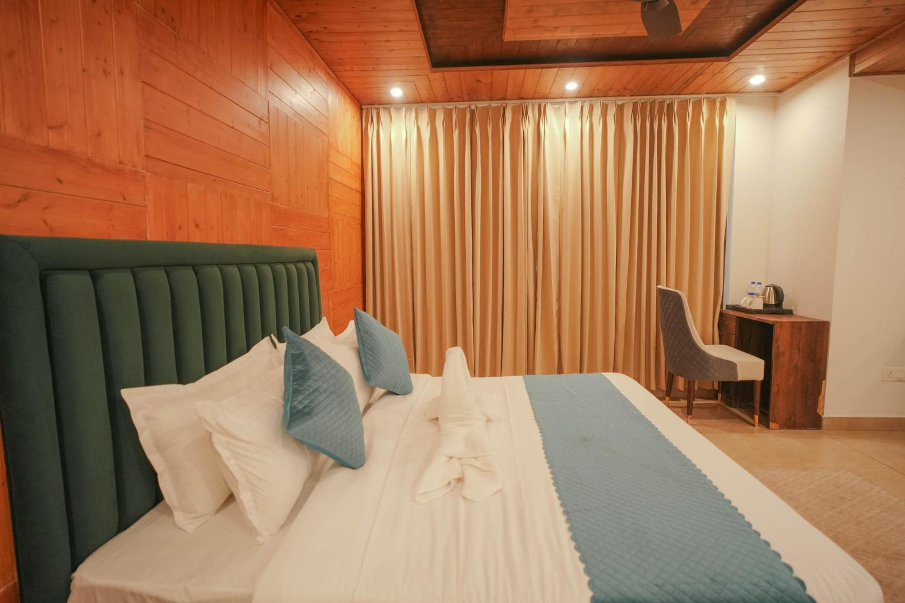 Tapovan Resorts