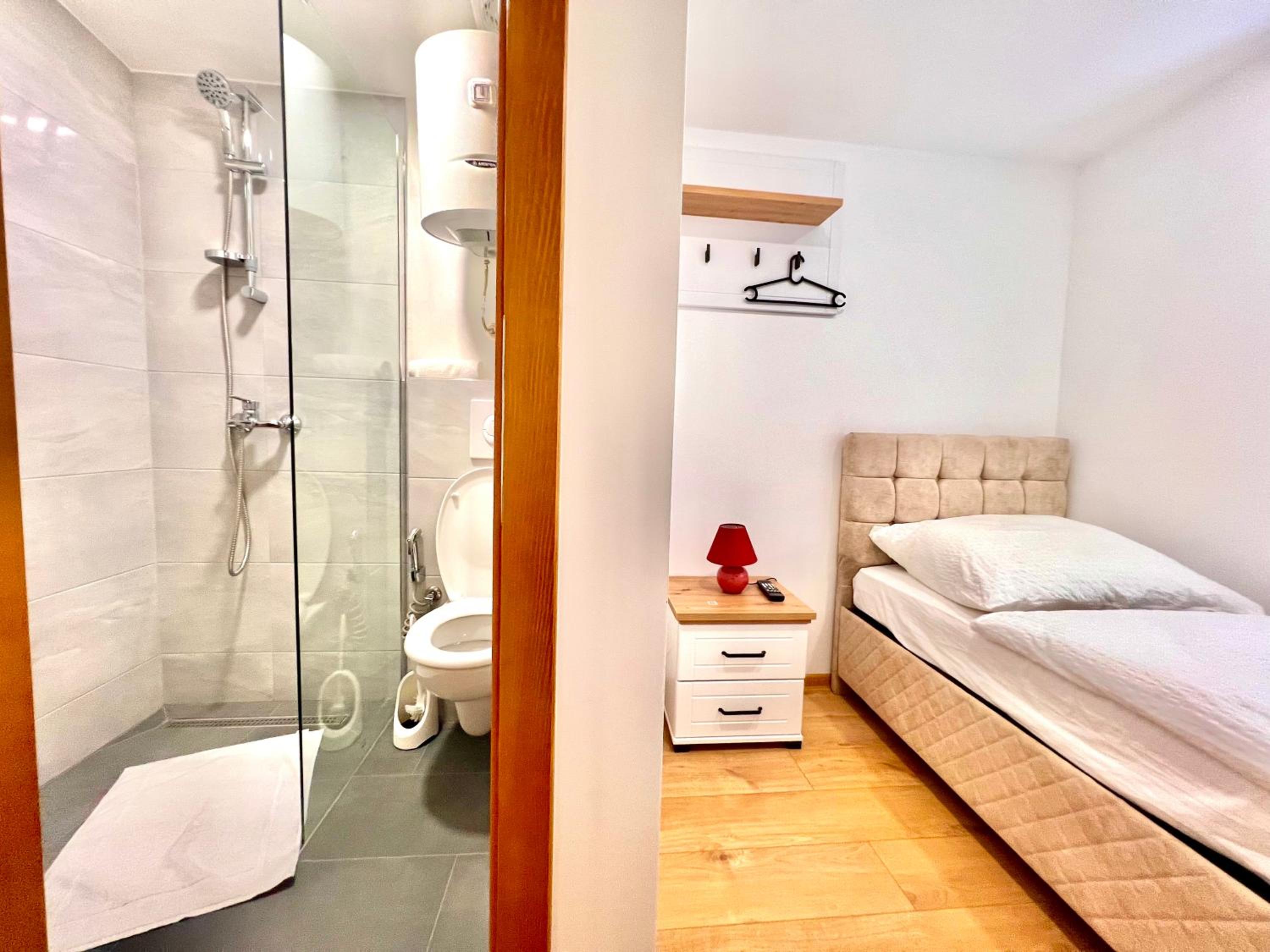 Apartments and rooms Monaco