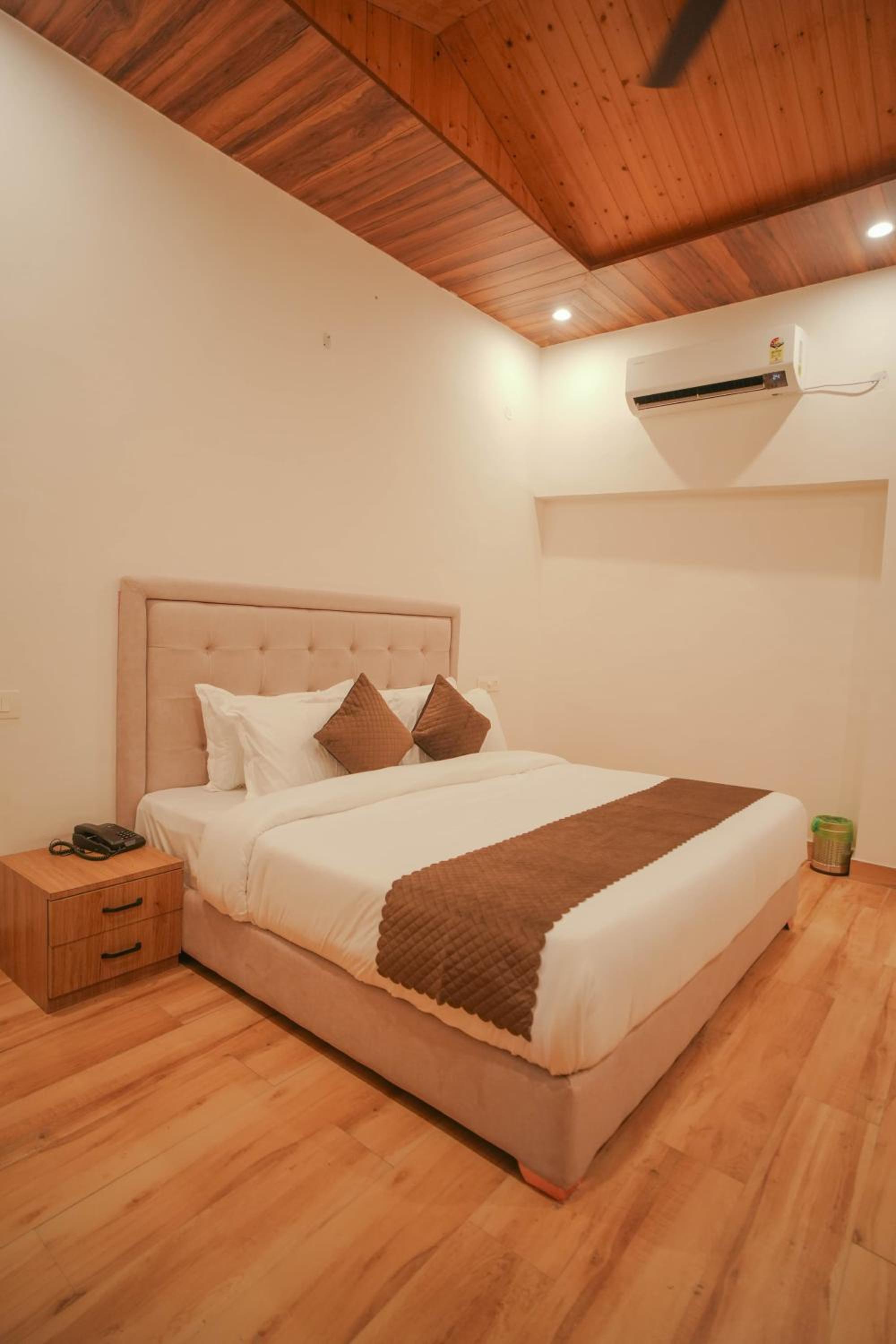 Tapovan Resorts