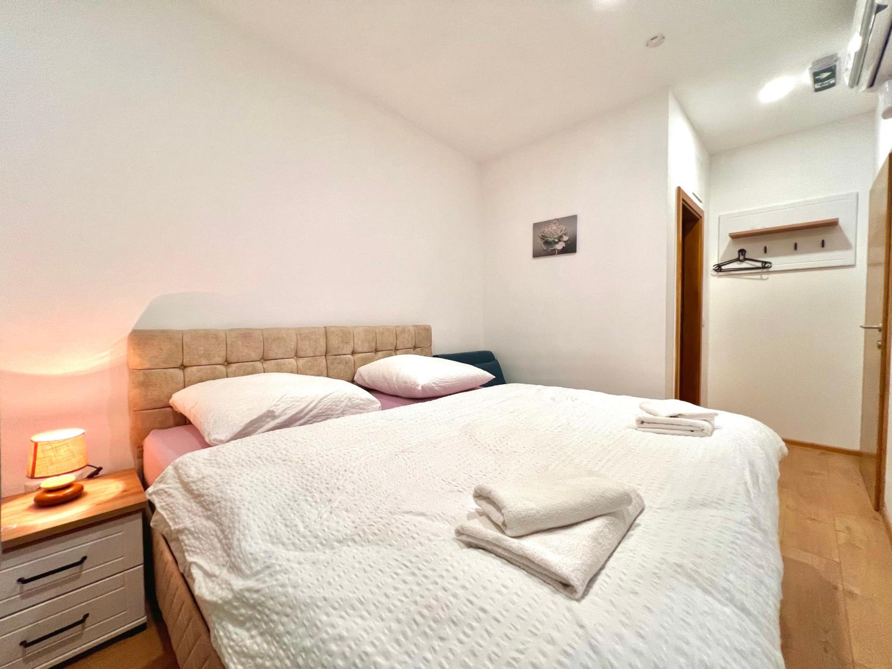 Apartments and rooms Monaco
