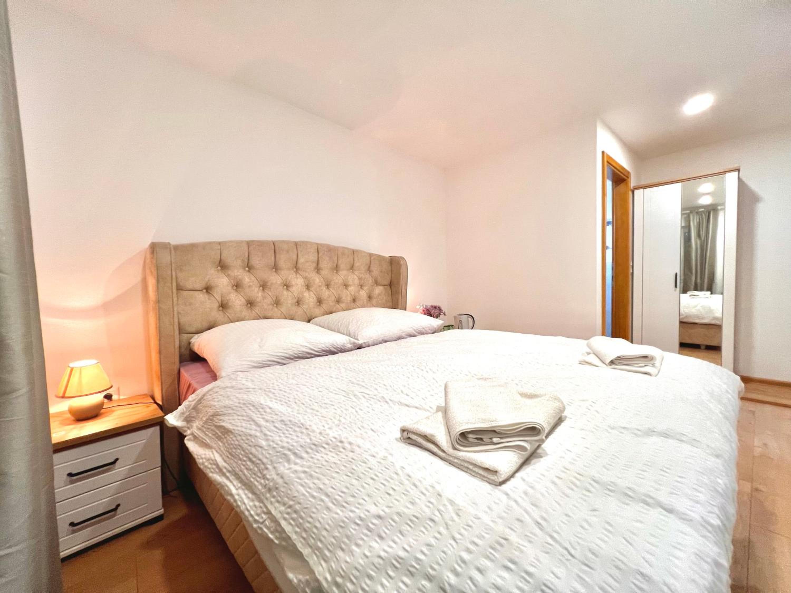 Apartments and rooms Monaco