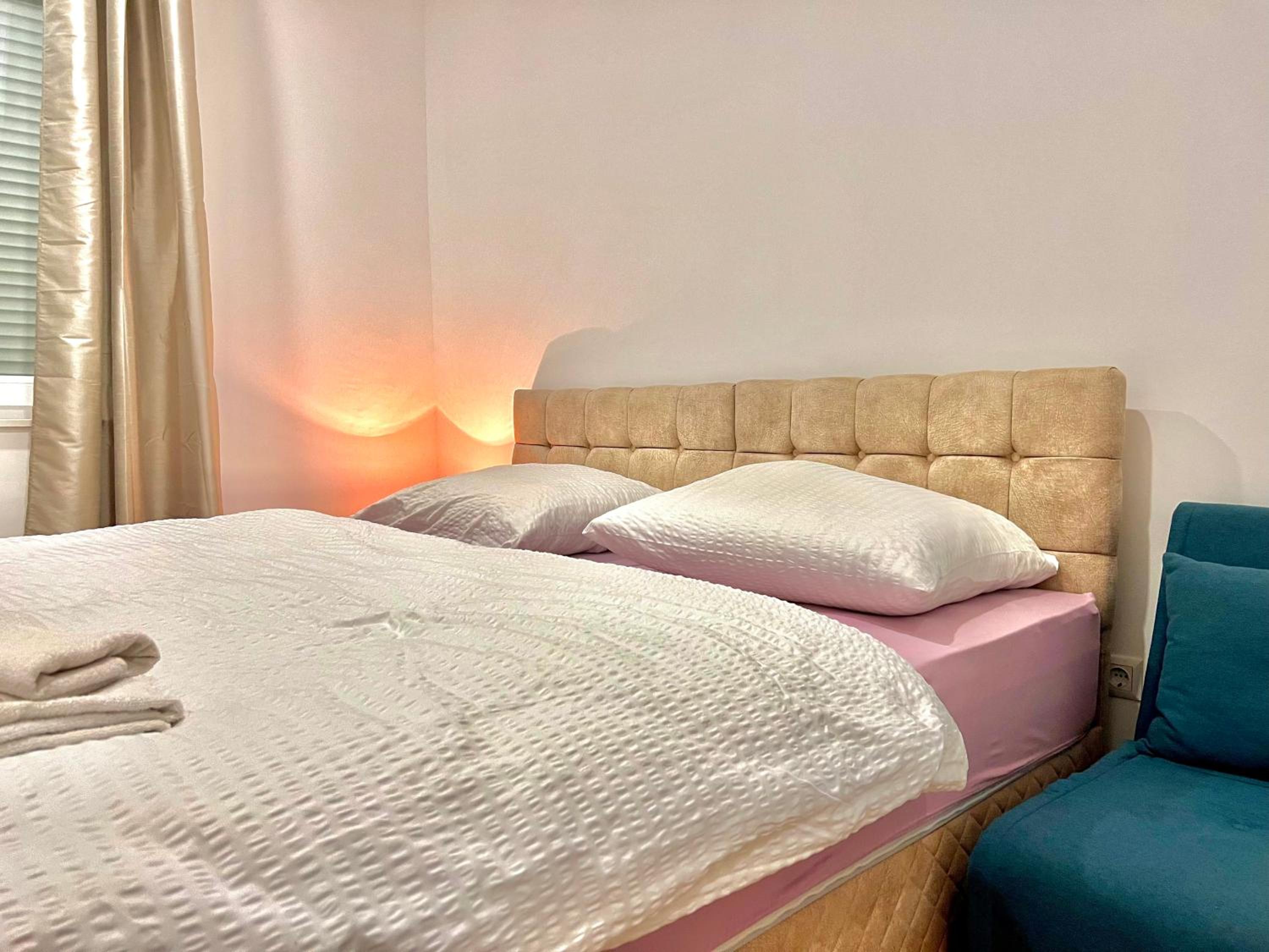 Apartments and rooms Monaco