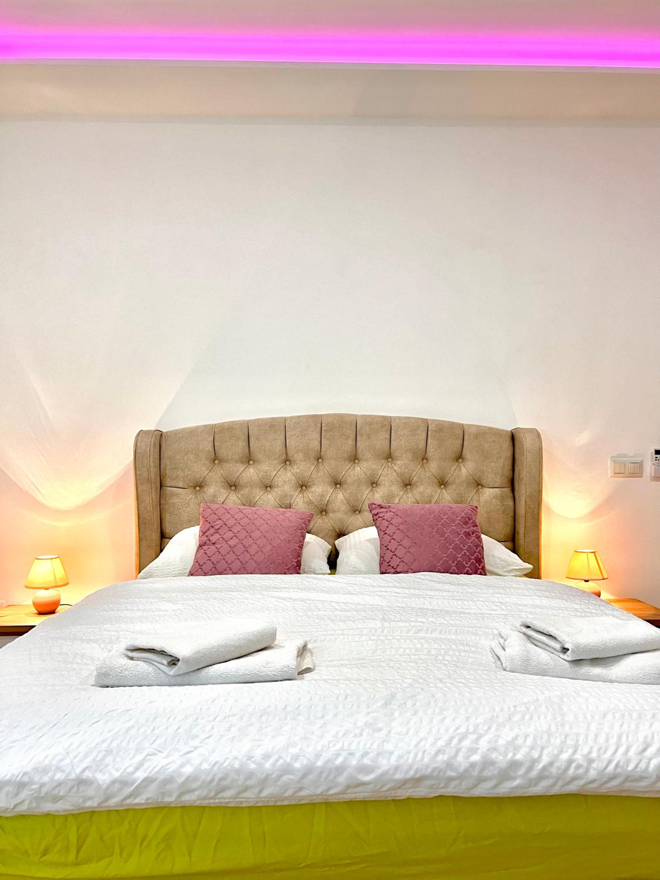 Apartments and rooms Monaco