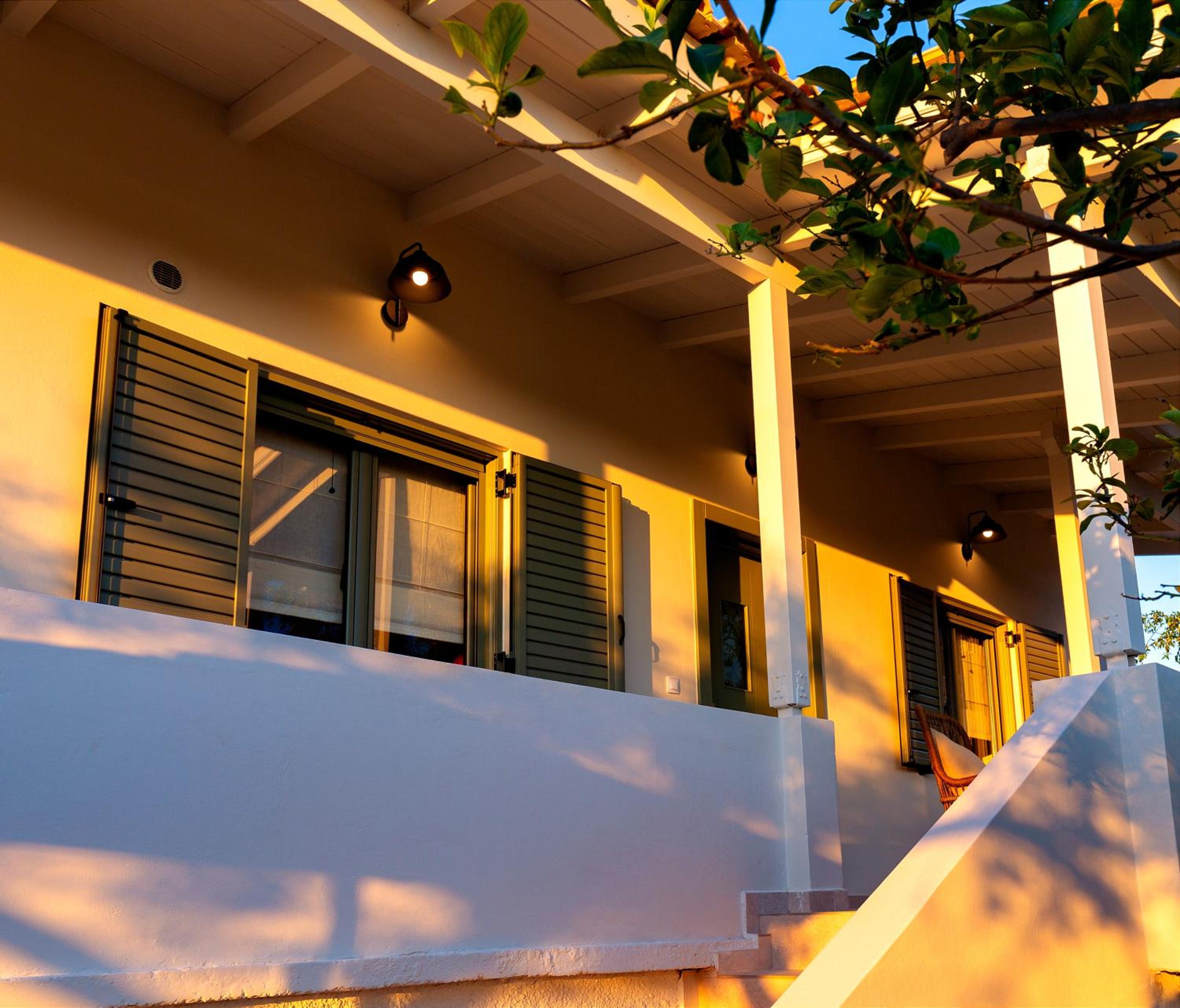 Leonti Maison