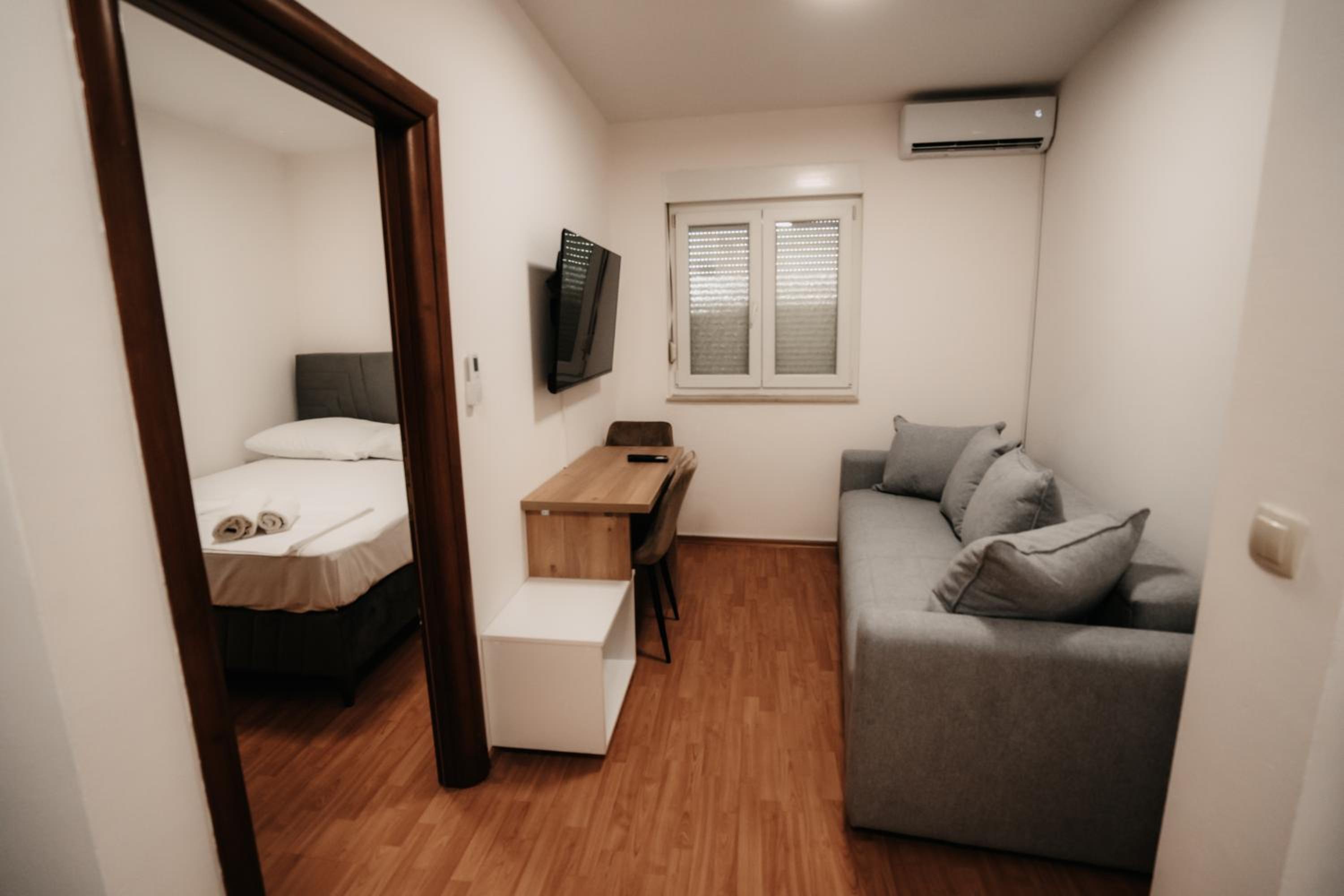 TORO Riverside apartments