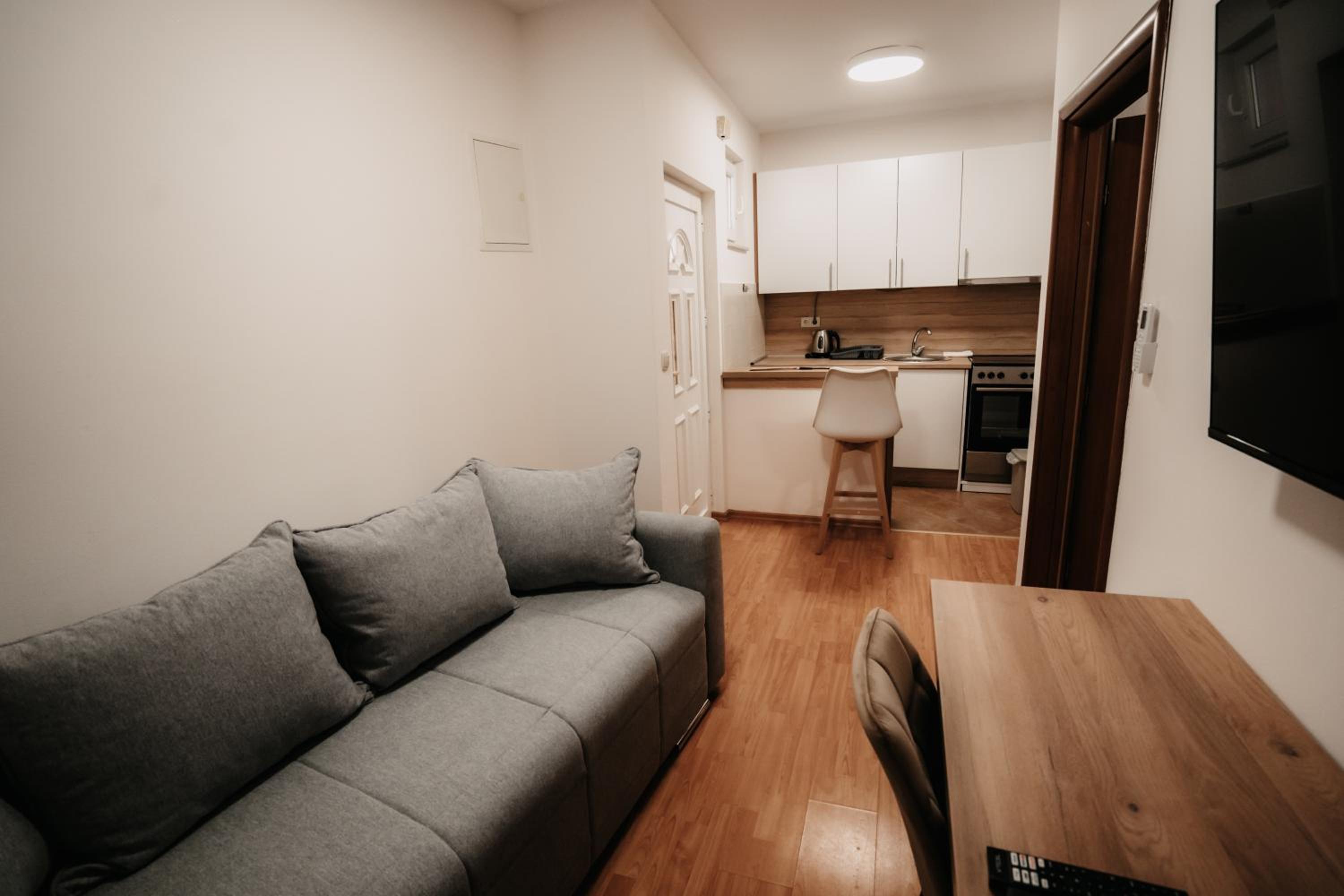 TORO Riverside apartments