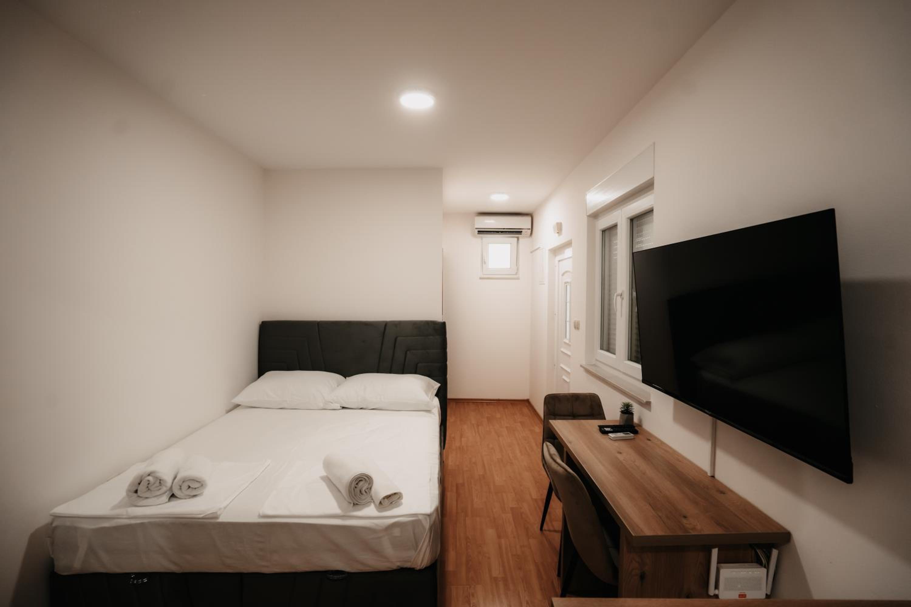 TORO Riverside apartments