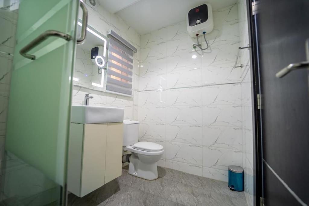 Luxurious 3 bed house in Magboro view 5