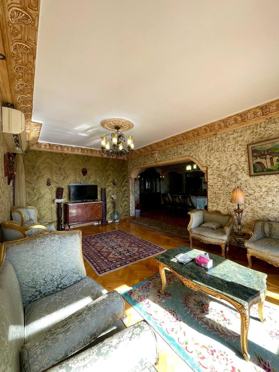 Luxury Living Nile Apartment in Star Towers, Maadi