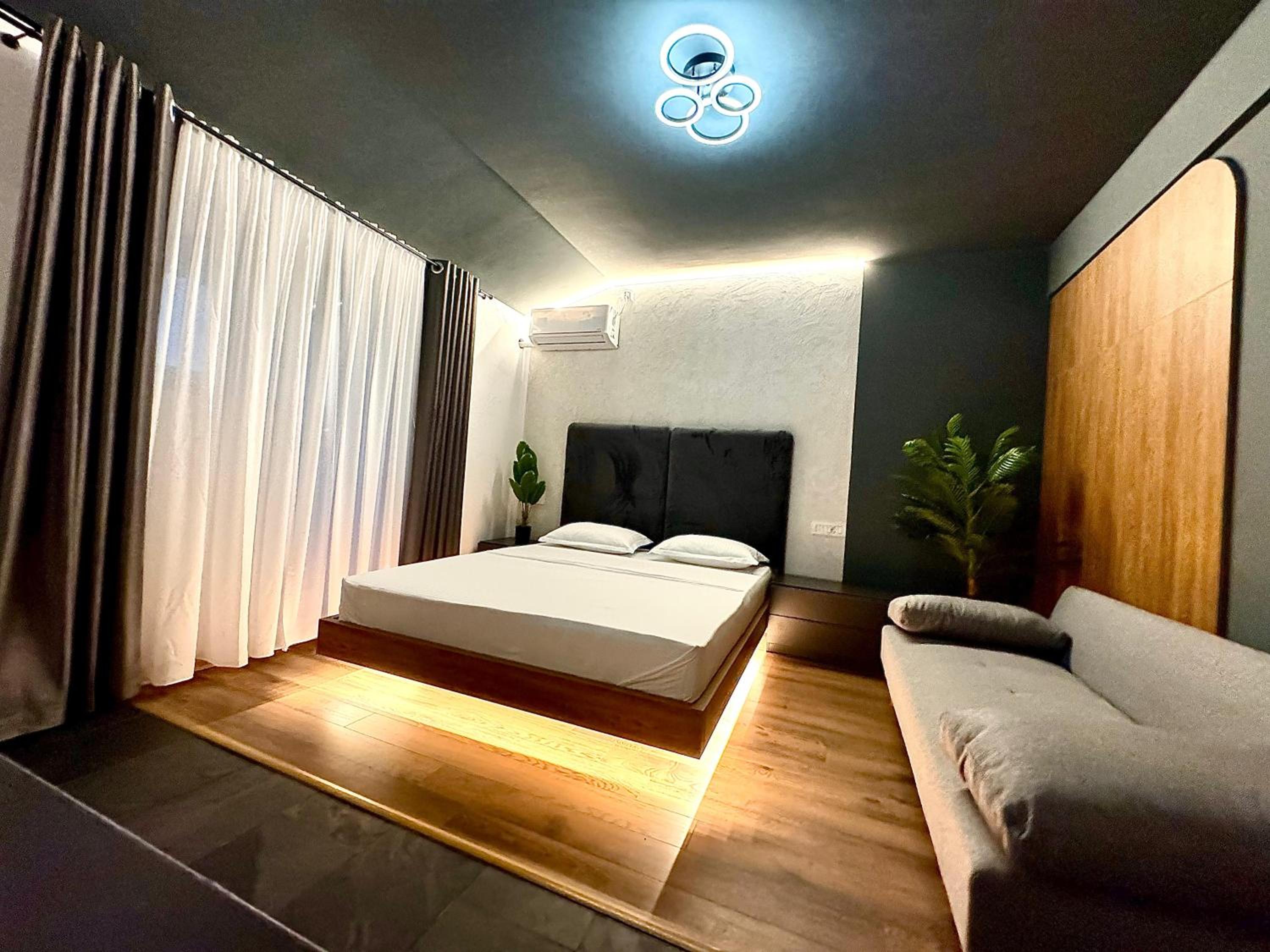 Prestige House Delux