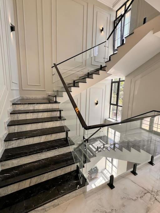 Mountain View Villa