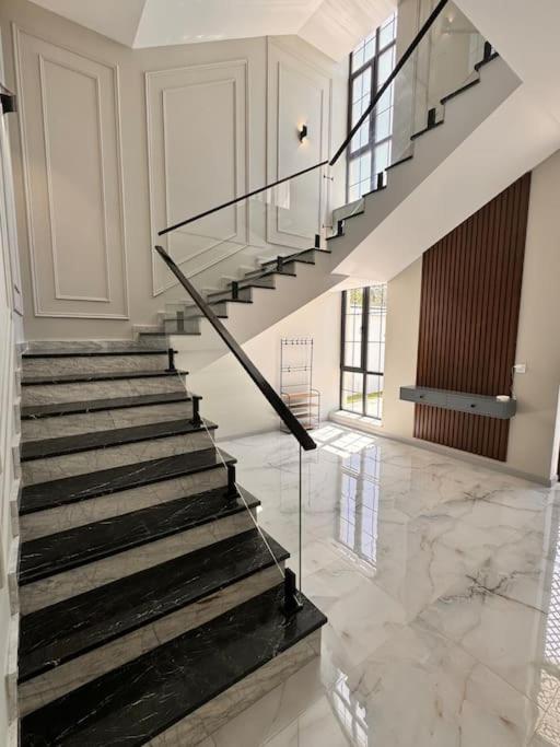 Mountain View Villa