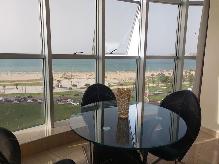 Bel appartement front mer Tanger view 3
